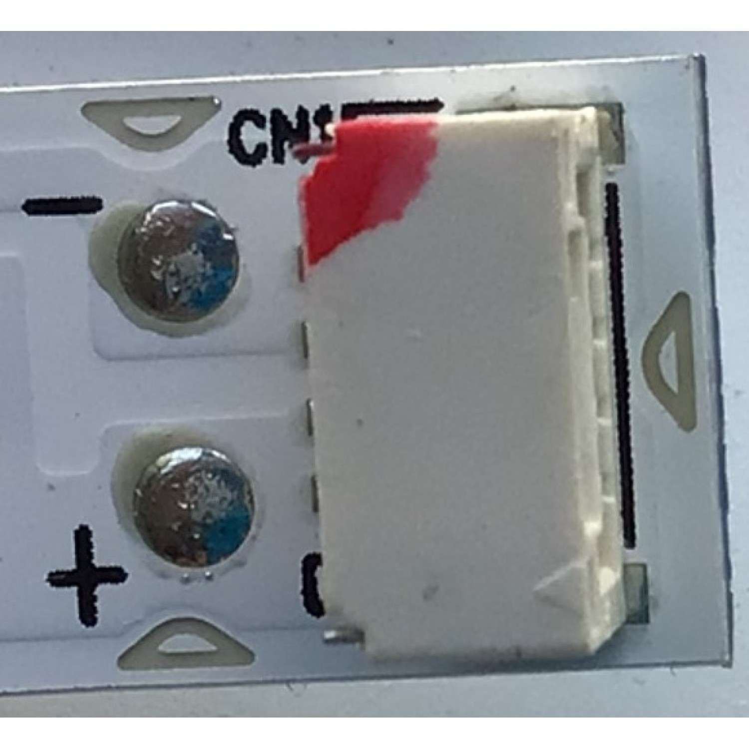 KIT DE LEDS ORIGINAL PARA TV PHILIPS 6 PIEZAS / NUMERO DE PARTE UDULEDLXT037 / LB5009Y.0 V0_00 / UDULEDLXT037 REV.A / LB5009Y.0 / PANEL UCAUHXT / DISPLAY V500DJ7-QE1 REV.D2 / MODELO 50PFL4756/F7 / 50PFL5766/F7 / 50PUL7552/F7 - Imagen 2